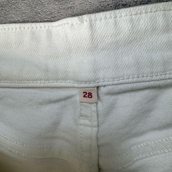 Levi's White Denim Cut Off Jean Shorts Womens Sz 28 Distressed Raw Hem Mid Rise - Picture 7 of 10